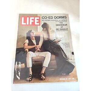 Vintage Life Magazine November 20 1970 Co-Ed Dorms  W/Protective Sleeve